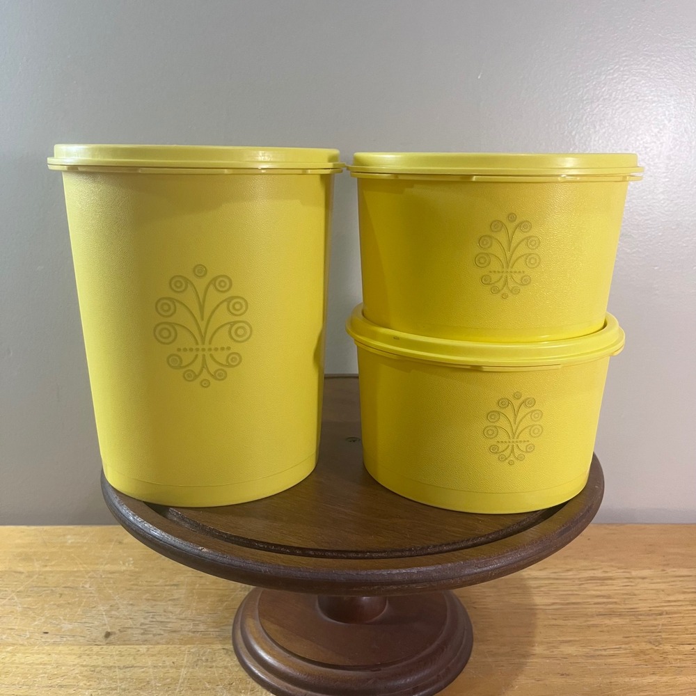 Tupperware Canister Set Vtg Yellow Servalier 3pc Nesting Fleur-de-lis Medallion